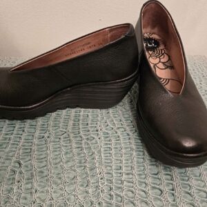 Black Women's Slip-On Wedge Shoes